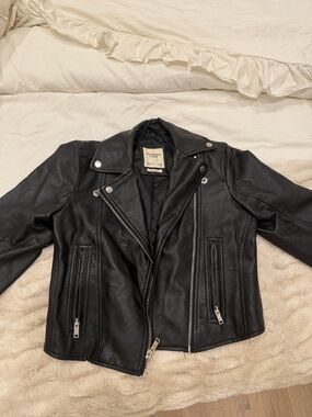 Abercrombie cropped Black Faux Leather Moto Jacket